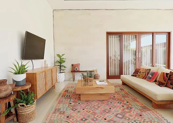 Boho Tropical 3br Villa, Berawa Canggu, Bali Вилла Чангу