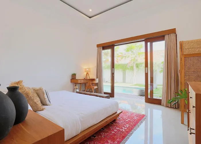 Boho Tropical 3br Villa, Berawa Canggu, Bali